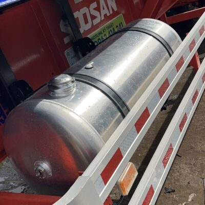 Bình dầu - thùng nhiên liệu